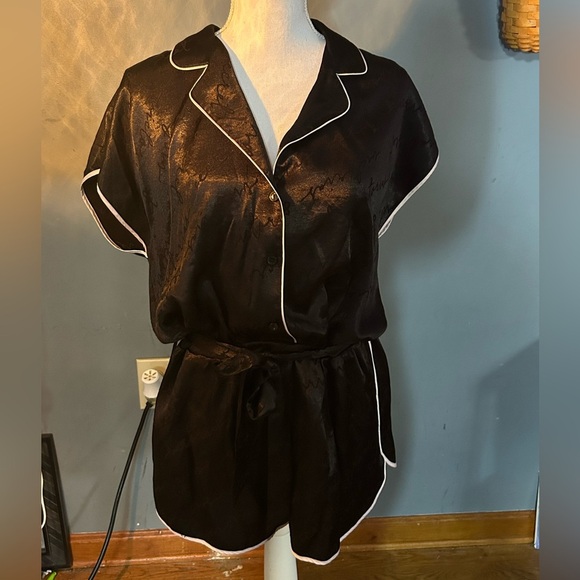 Victoria’s Secret Black Satin Pajama Romper, Size L - Picture 1 of 11